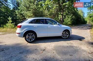 Внедорожник / Кроссовер Audi Q3 2015 в 