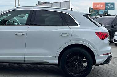 Внедорожник / Кроссовер Audi Q3 2020 в 