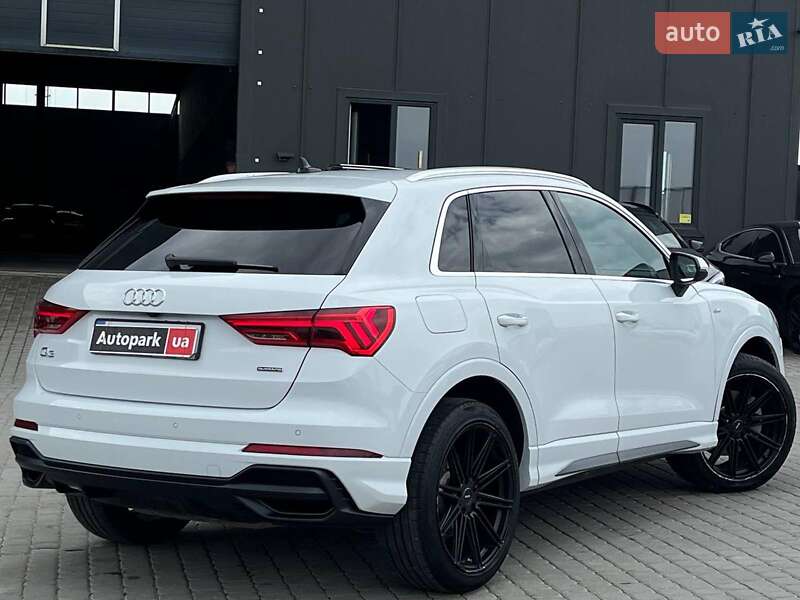 Позашляховик / Кросовер Audi Q3 2020 в Львові