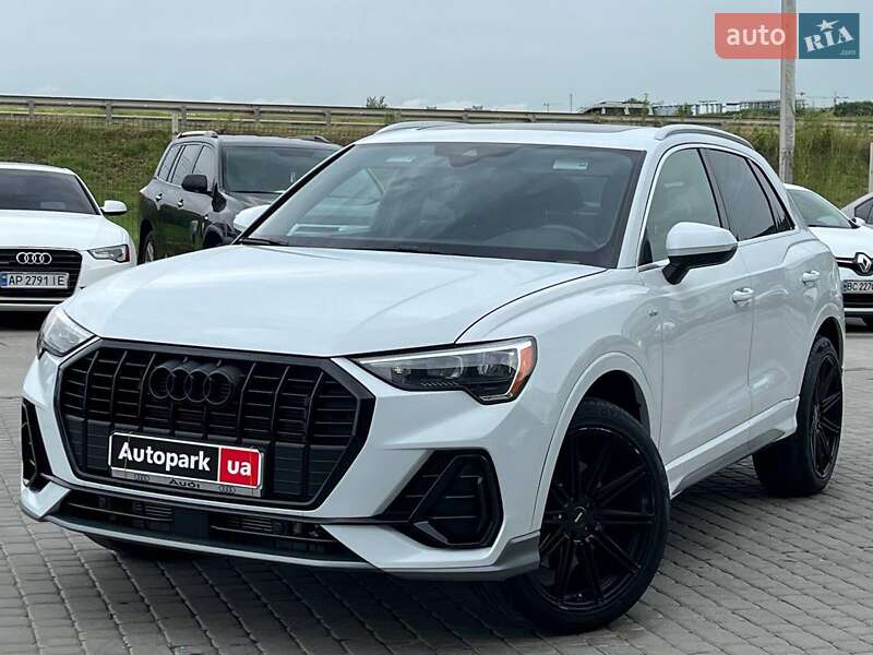 Внедорожник / Кроссовер Audi Q3 2020 в 