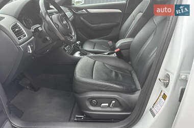 Внедорожник / Кроссовер Audi Q3 2015 в 