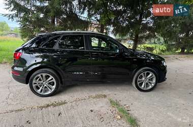 Внедорожник / Кроссовер Audi Q3 2017 в 