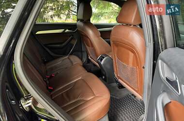 Внедорожник / Кроссовер Audi Q3 2017 в 