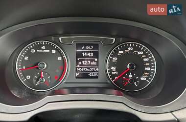 Внедорожник / Кроссовер Audi Q3 2017 в 