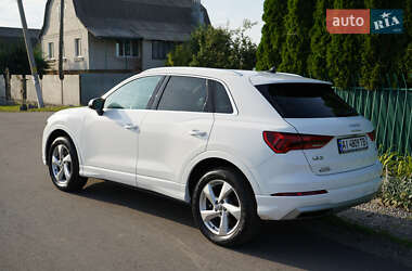 Внедорожник / Кроссовер Audi Q3 2019 в 