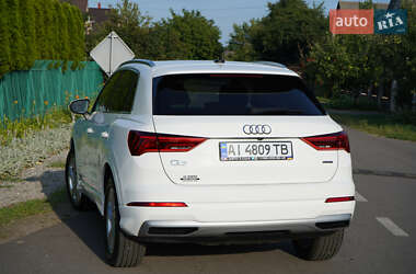Внедорожник / Кроссовер Audi Q3 2019 в 