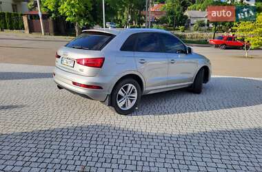 Внедорожник / Кроссовер Audi Q3 2016 в 