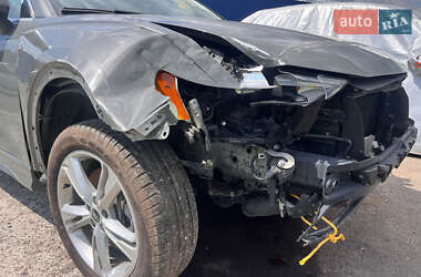 Внедорожник / Кроссовер Audi Q3 2021 в 