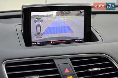 Внедорожник / Кроссовер Audi Q3 2015 в 