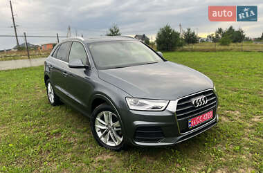 Внедорожник / Кроссовер Audi Q3 2016 в 
