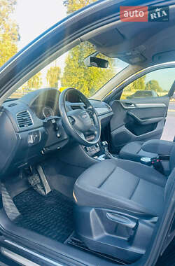 Внедорожник / Кроссовер Audi Q3 2016 в 