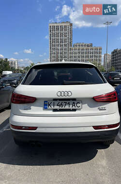 Внедорожник / Кроссовер Audi Q3 2016 в 