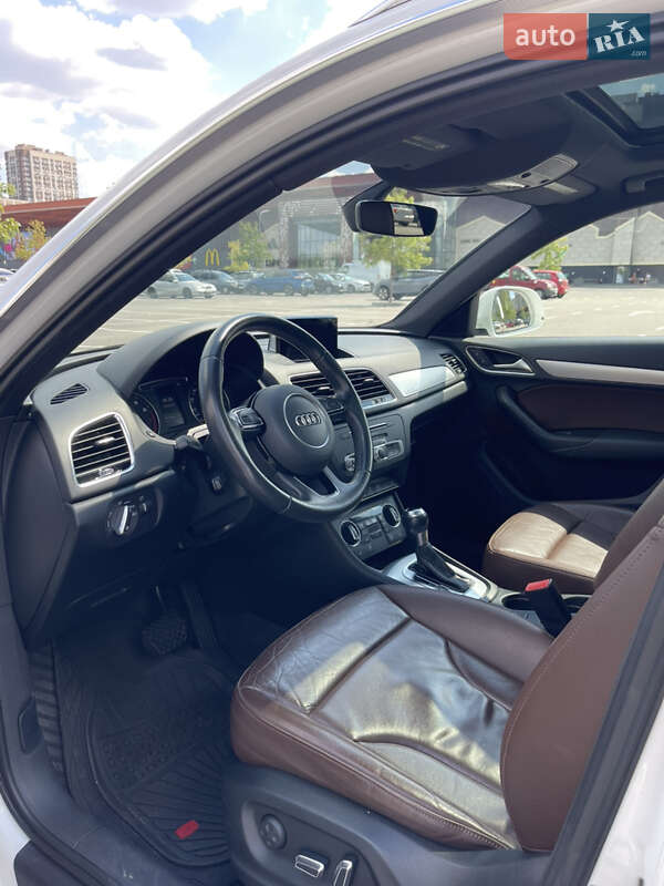 Позашляховик / Кросовер Audi Q3 2016 в Києві