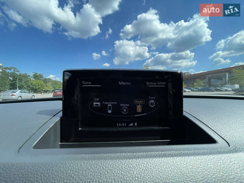 Позашляховик / Кросовер Audi Q3 2016 в Києві