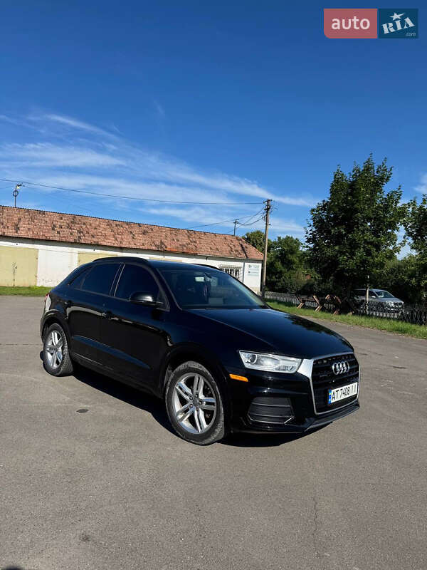 Внедорожник / Кроссовер Audi Q3 2015 в Коломые
