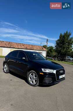Внедорожник / Кроссовер Audi Q3 2015 в 