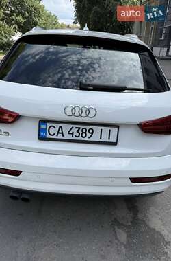 Внедорожник / Кроссовер Audi Q3 2017 в 