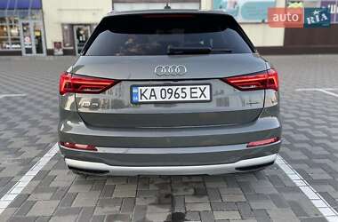 Внедорожник / Кроссовер Audi Q3 2019 в 