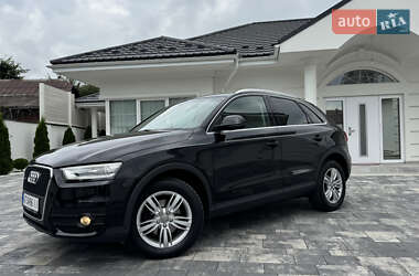 Внедорожник / Кроссовер Audi Q3 2012 в 
