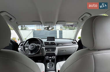 Внедорожник / Кроссовер Audi Q3 2012 в 