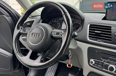 Внедорожник / Кроссовер Audi Q3 2012 в 