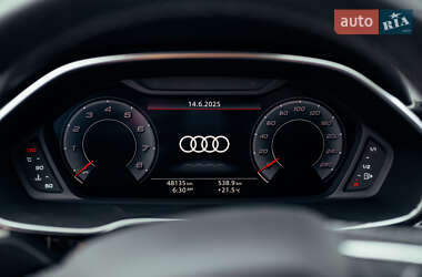 Внедорожник / Кроссовер Audi Q3 2022 в 