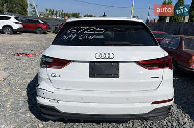 Внедорожник / Кроссовер Audi Q3 2024 в 