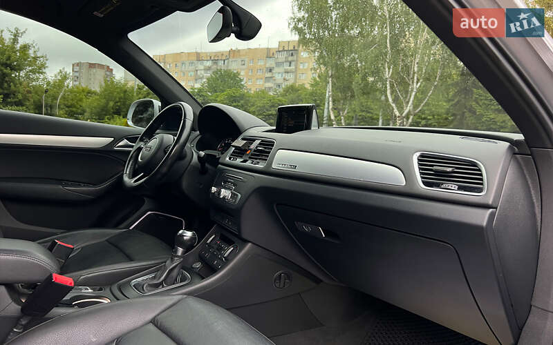 Позашляховик / Кросовер Audi Q3 2016 в Львові