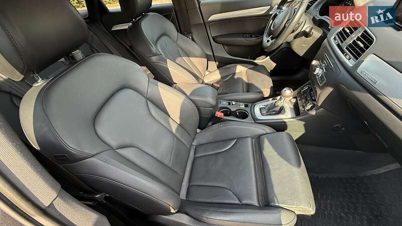 Внедорожник / Кроссовер Audi Q3 2018 в Киеве