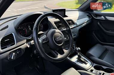 Внедорожник / Кроссовер Audi Q3 2018 в 