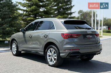 Внедорожник / Кроссовер Audi Q3 2024 в 