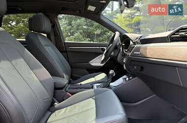 Внедорожник / Кроссовер Audi Q3 2024 в 