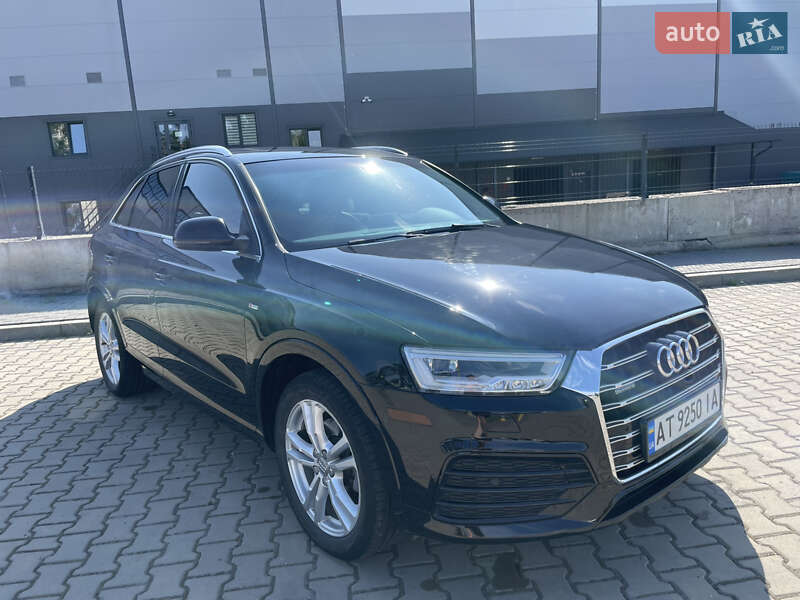 Внедорожник / Кроссовер Audi Q3 2015 в Ивано-Франковске