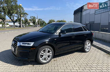 Внедорожник / Кроссовер Audi Q3 2015 в 