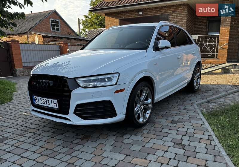 Внедорожник / Кроссовер Audi Q3 2017 в Полтаве