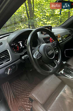 Внедорожник / Кроссовер Audi Q3 2017 в 