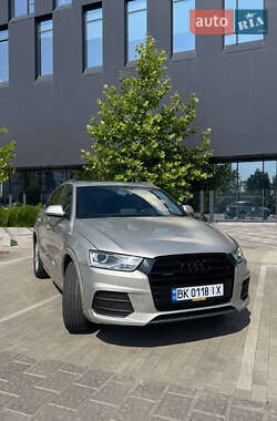 Внедорожник / Кроссовер Audi Q3 2016 в Ровно