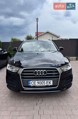 Позашляховик / Кросовер Audi Q3 2016 в 