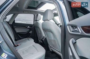 Внедорожник / Кроссовер Audi Q3 2016 в 