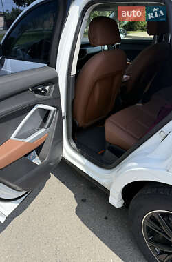 Внедорожник / Кроссовер Audi Q3 2022 в 