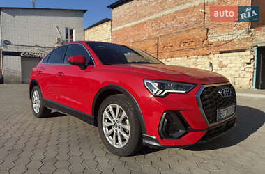Внедорожник / Кроссовер Audi Q3 2020 в Львове