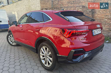 Внедорожник / Кроссовер Audi Q3 2020 в 