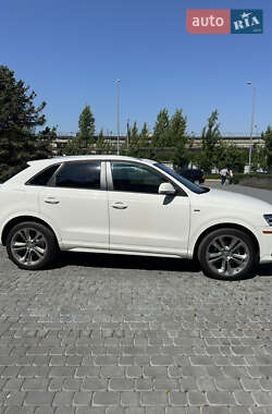Внедорожник / Кроссовер Audi Q3 2018 в 