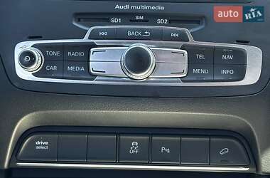Внедорожник / Кроссовер Audi Q3 2016 в 