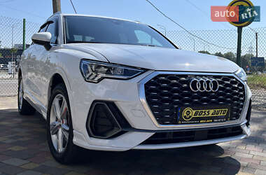 Внедорожник / Кроссовер Audi Q3 2020 в Стрые