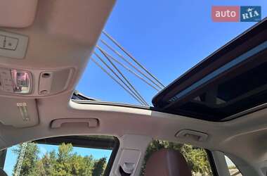 Внедорожник / Кроссовер Audi Q3 2015 в 