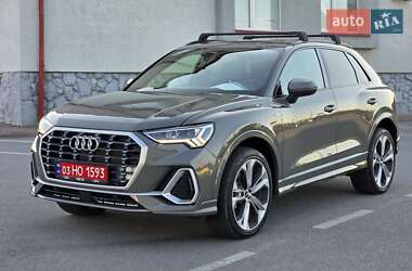 Внедорожник / Кроссовер Audi Q3 2020 в 