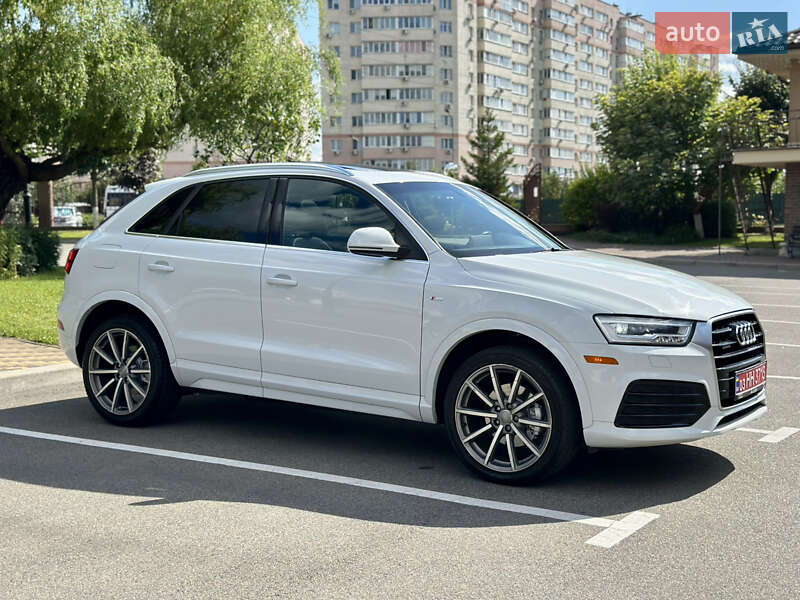Внедорожник / Кроссовер Audi Q3 2018 в Киеве