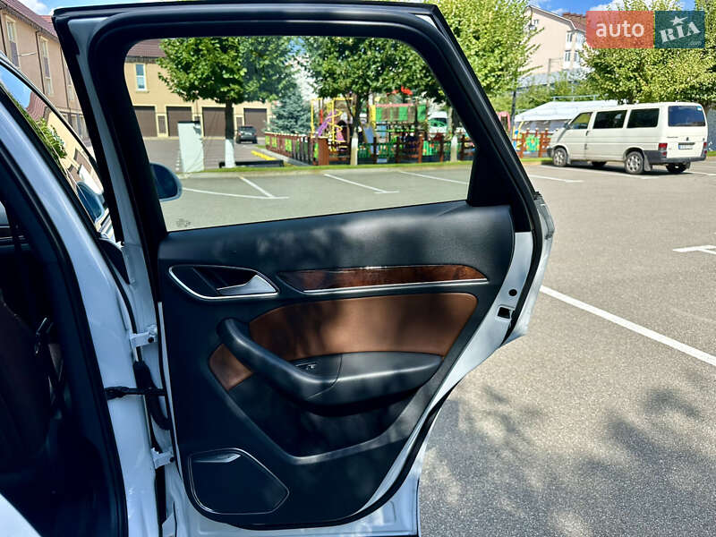 Внедорожник / Кроссовер Audi Q3 2018 в Киеве