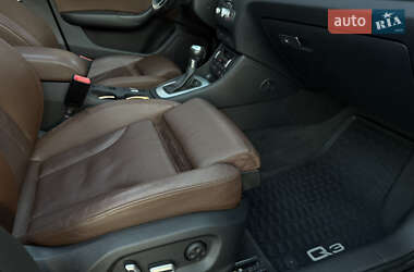Внедорожник / Кроссовер Audi Q3 2016 в 